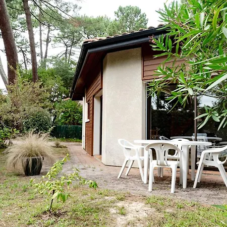 Domaine De La Cigaliere Pour 4 Personnes Villa